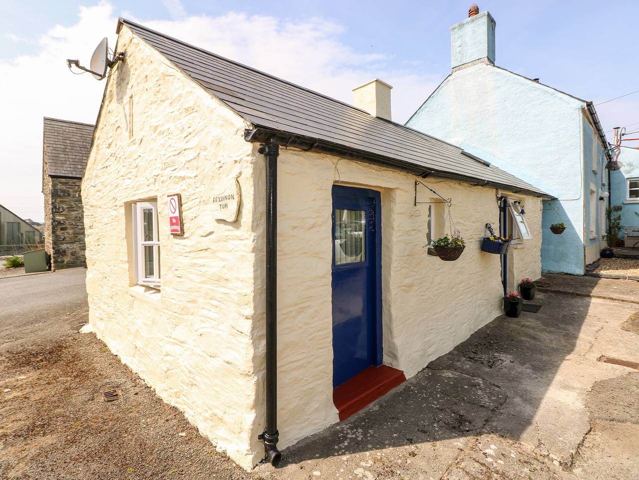 Ffynnon Tom in Trefin, Pembrokeshire