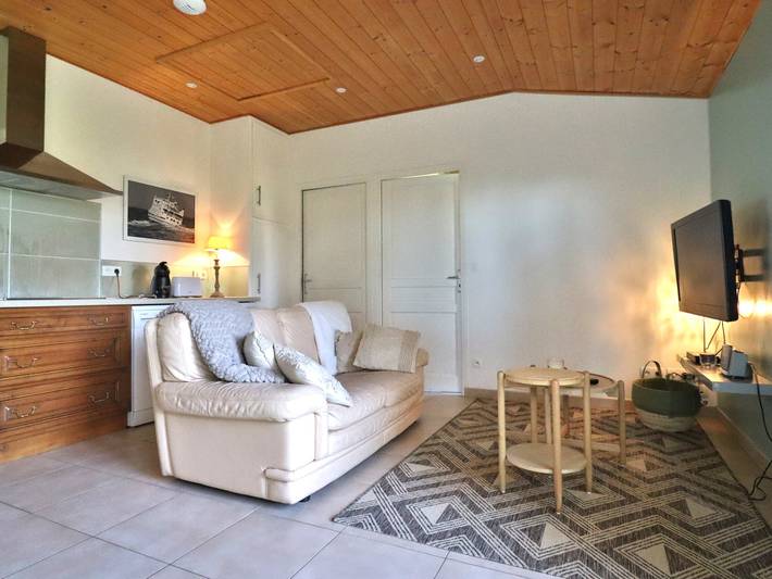 Appartement entier, Appartement avec jardin privatif et équipements modernes in Groix, Côte des Mégalithes