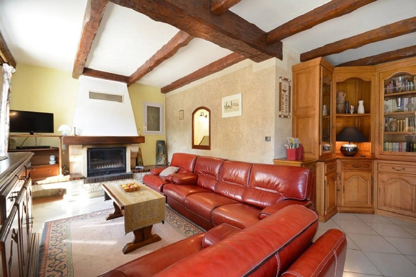 Encantadora Villa en Saint-Didier con Piscina Privada in Saint-Didier, Parque natural regional del Mont Ventoux