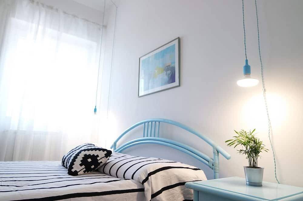 Ganze Wohnung, Elegantes Ferienhaus nur 70 Meter vom blauen Meer von Ascea Marina entfernt in Marina di Ascea, Cilento