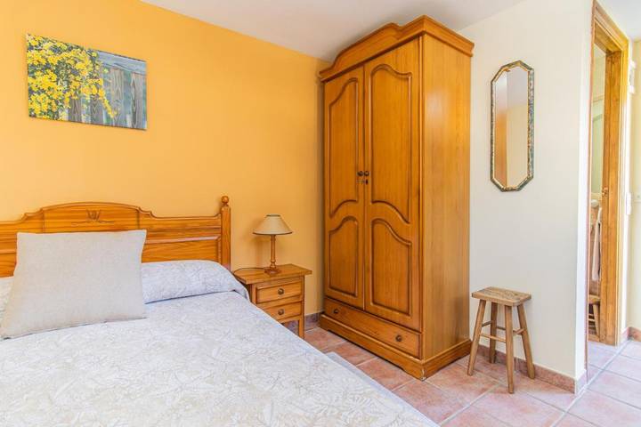 Casa rural para 2 personas, con Terraza y Jardín en Arguis - 3