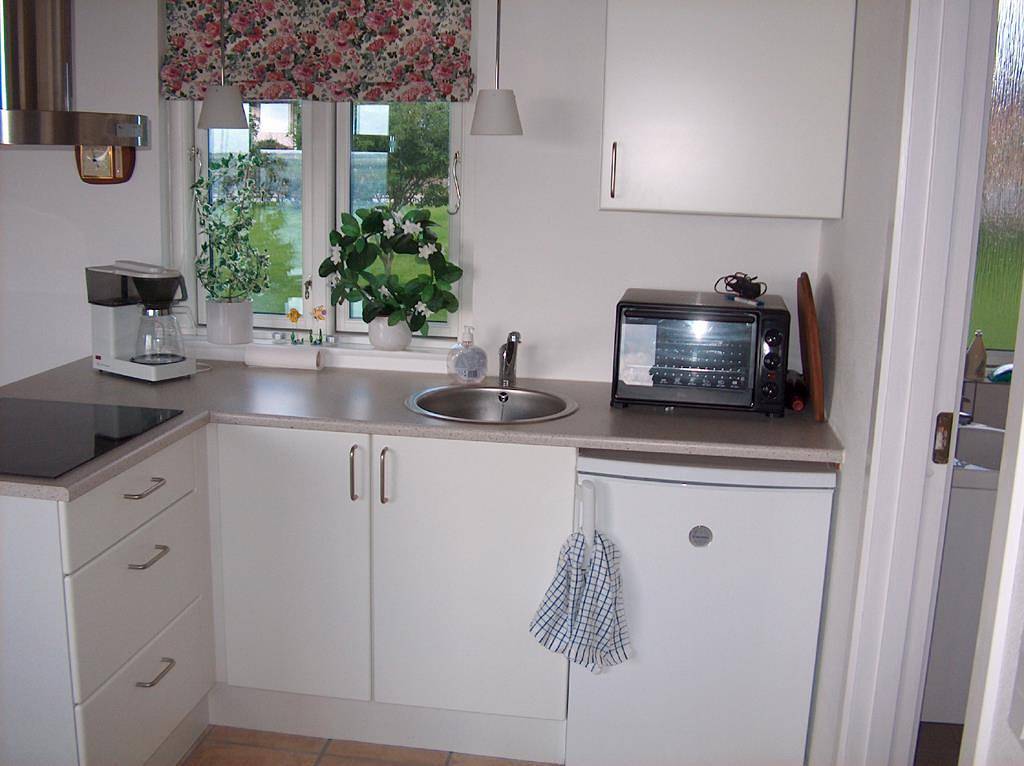 Lovely holiday house right by the fjord with a panorama view overlooking the Limfjord.  in Nykøbing Mors, Morsø