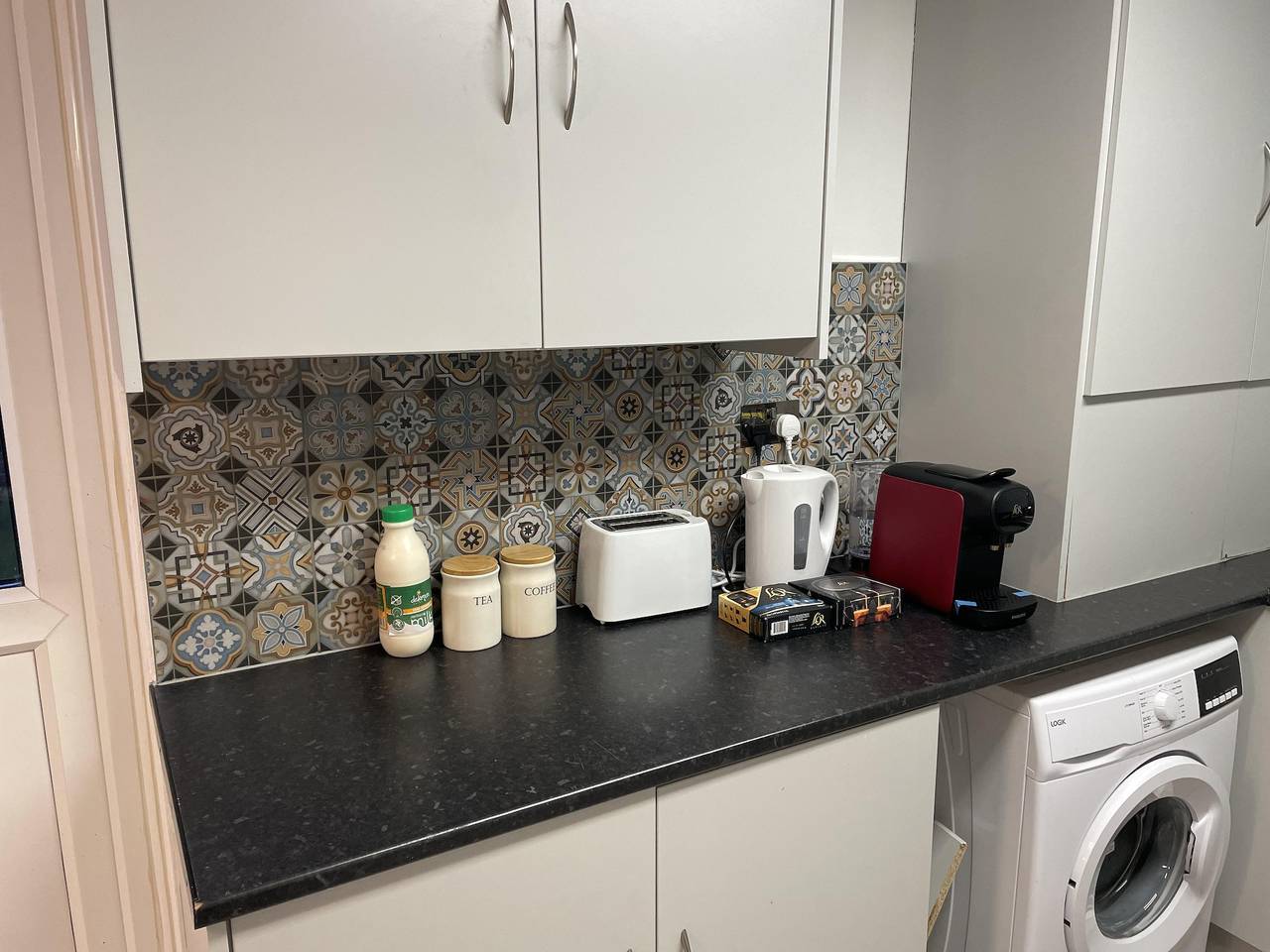 Ganze Ferienwohnung, Ferienwohnung für 4 Personen mit Terrasse in Ealing, London