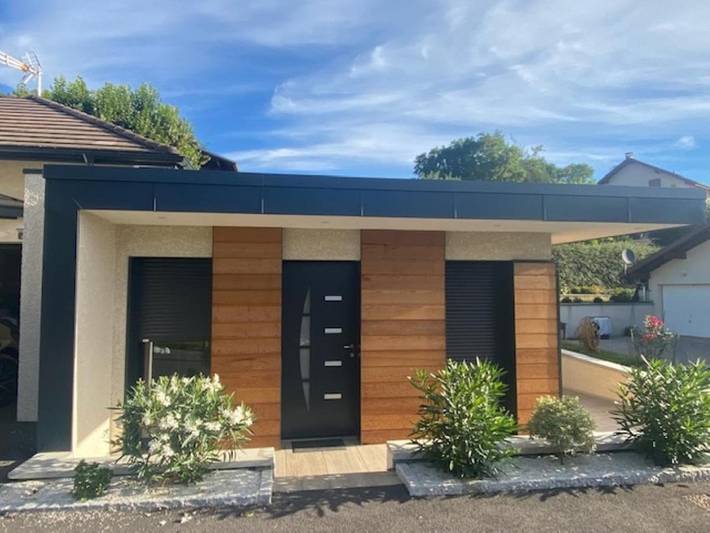 Gîte pour 4 personnes, avec terrasse et vue à Vallières