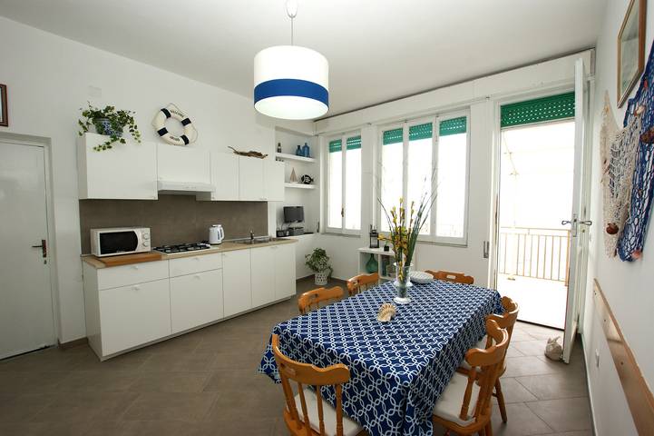 Ferienwohnung für 4 Personen, mit Balkon und Terrasse sowie Ausblick in Agropoli - 3