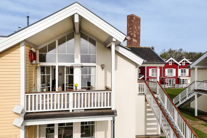 Ganze Ferienwohnung, Küstenglück, direkte Strandlage, inkl. Sauna und Strandkorb am Strand in Sierksdorf, Ostholstein
