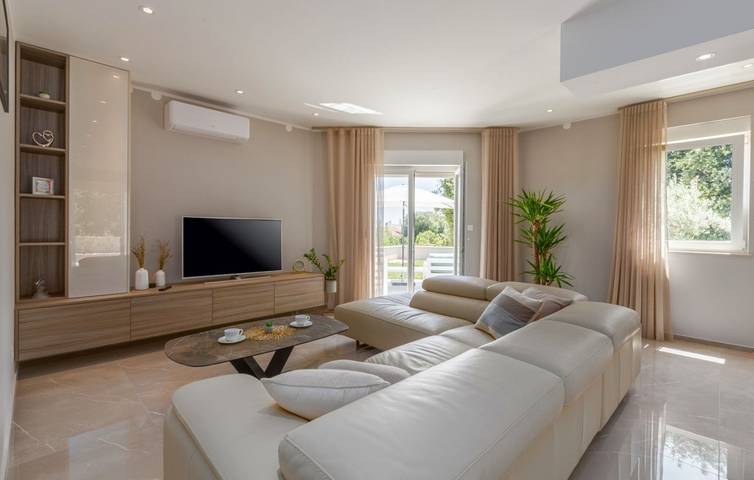 Villa pour 6 personnes, avec terrasse et jardin à Barbariga - 3