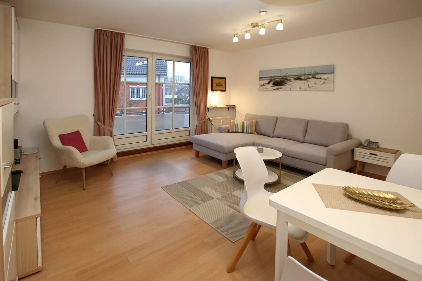 Ganze Wohnung, Ferienwohnung mit 2-Zimmern mit ca. 45m² und Balkon in Wyk auf Föhr (Stadt), Wyk auf Föhr