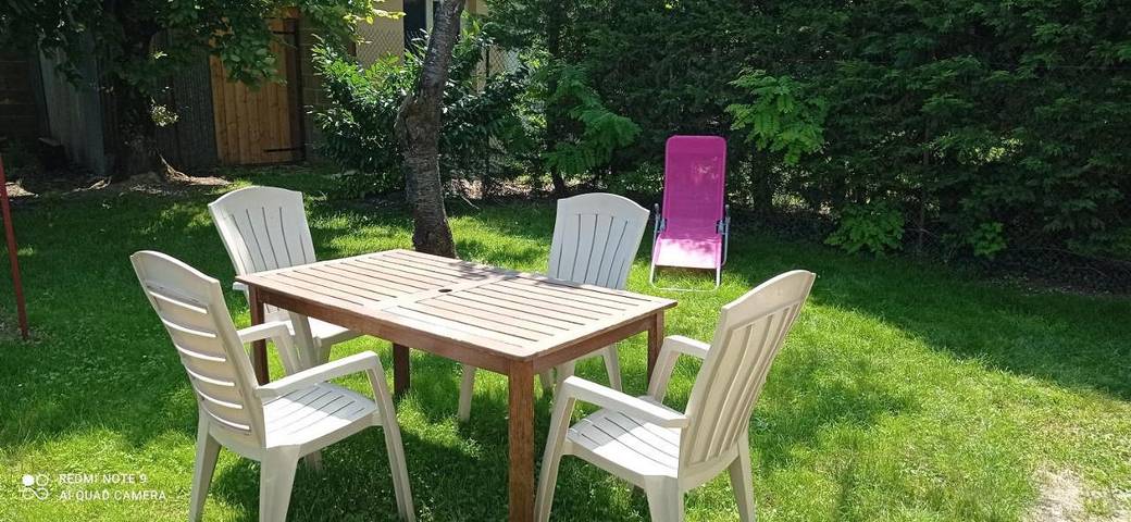 Gîte pour 3 personnes, avec jardin à Joncreuil