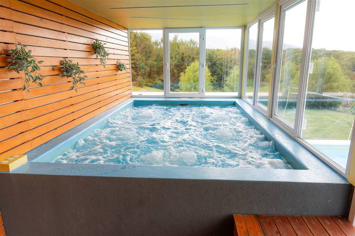 Maison de vacances pour 12 personnes avec balcon in Krapina-Zagorje