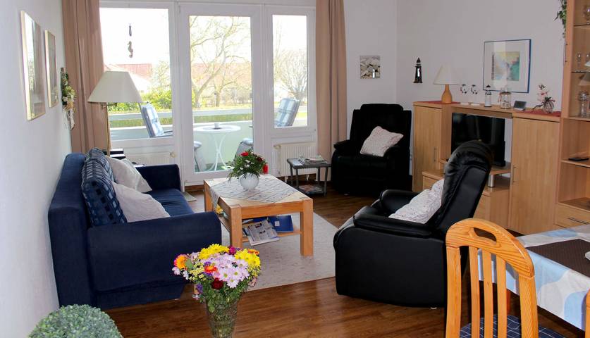 Ferienwohnung für 4 Personen, mit Balkon und Seeblick