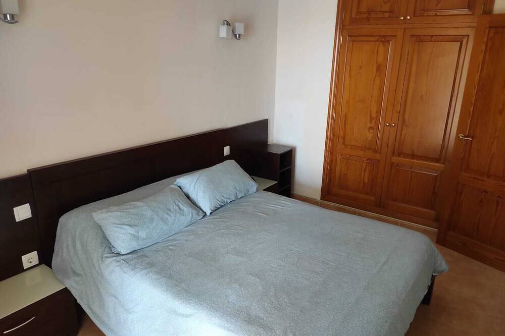 Entire apartment, Beachfront Apartment in El Arenal, Llucmajor