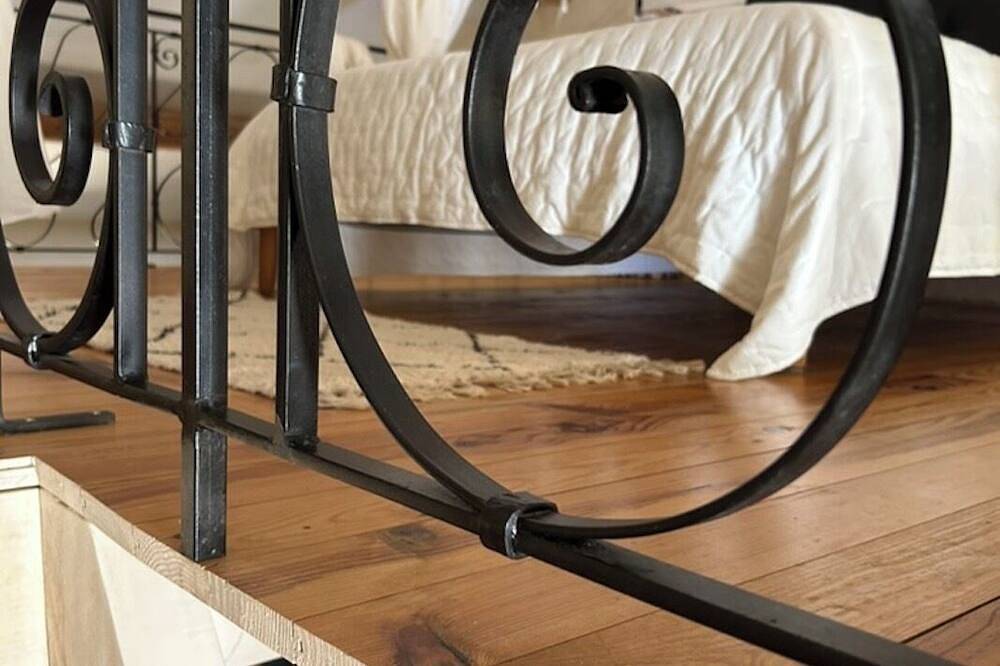 Enjoy nature in an enchanting and fantastic setting in Cucuron in Cucuron, Parc naturel régional du Luberon