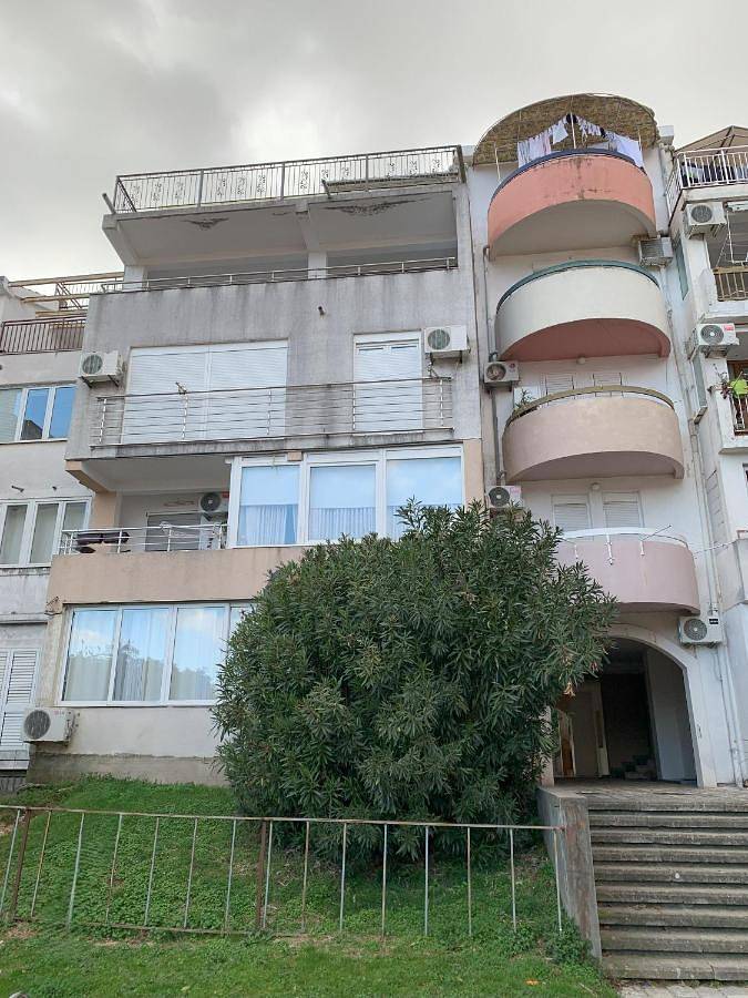 Apartament wakacyjny dla 5 osób w Budva