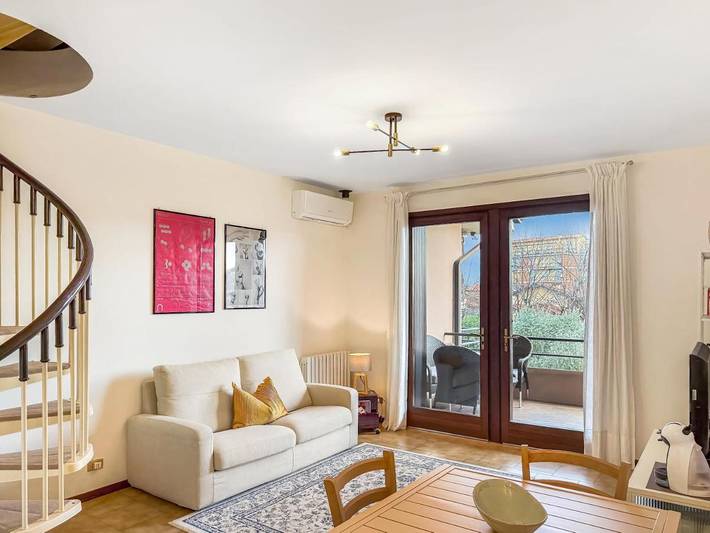 Ferienwohnung für 4 Personen, mit Ausblick und Pool sowie Garten