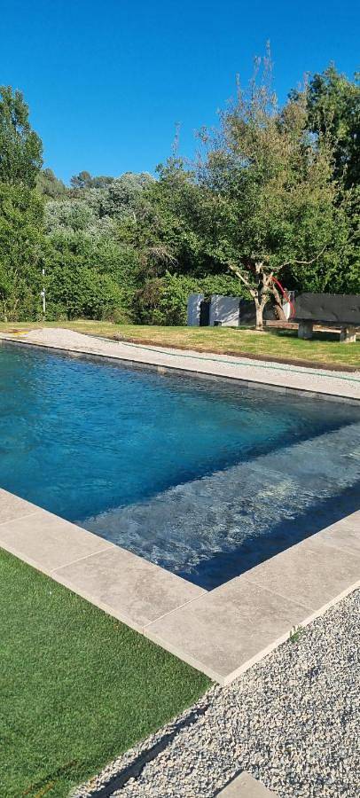 Location de vacances pour 6 personnes, avec Terrasse ainsi que Jardin et Piscine à Mirabeau - 4