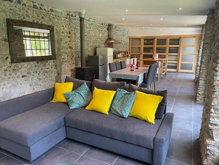 Location de vacances pour 4 personnes, avec jardin ainsi que vue et piscine à Assat - 4