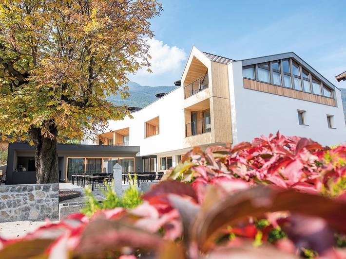 Ferienwohnung für 4 Personen, mit Ausblick und Garten sowie Balkon in Brixen