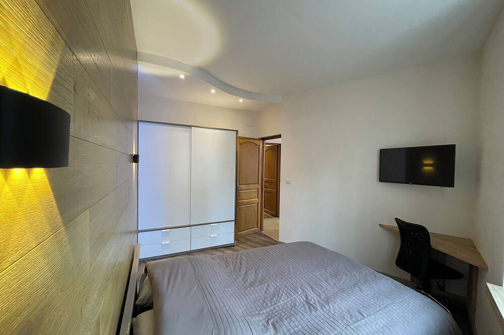 Appartement entier, Superbe T3 entièrement meublé in Montluçon, Région de Montluçon