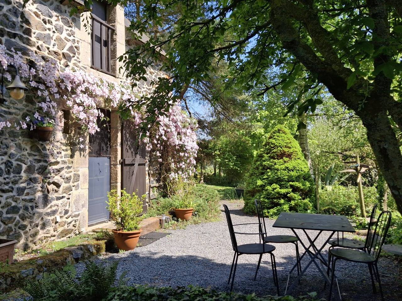 Gîte au vert in Hénanbihen, Région de Dinan