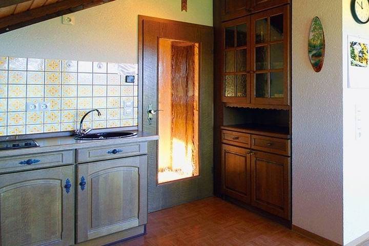 Ferienwohnung für 2 Personen, mit Balkon und Terrasse sowie Garten und Sauna in Fladungen - 2