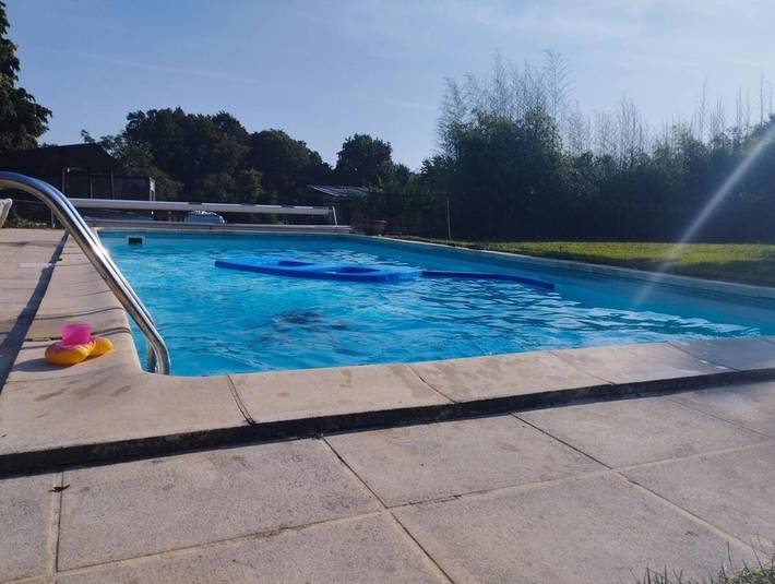Location de vacances pour 4 personnes, avec piscine ainsi que bassin pour enfant et jardin à Dolomieu - 3