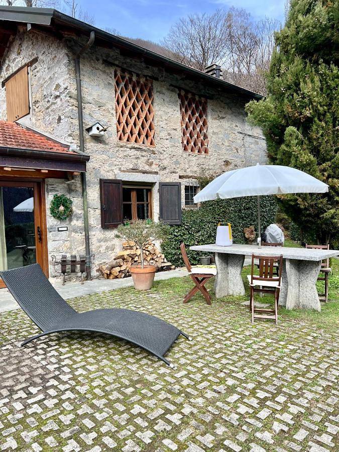 Location de vacances pour 2 personnes, avec jardin et jacuzzi à Omegna - 2