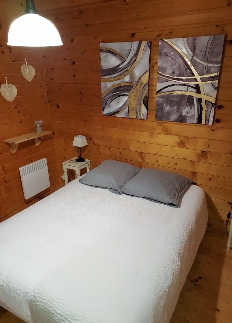 Chalet individuel Le Jovinien in Crain, Région d'Auxerre