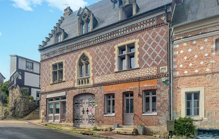 Location de vacances pour 11 personnes à Arques-la-Bataille