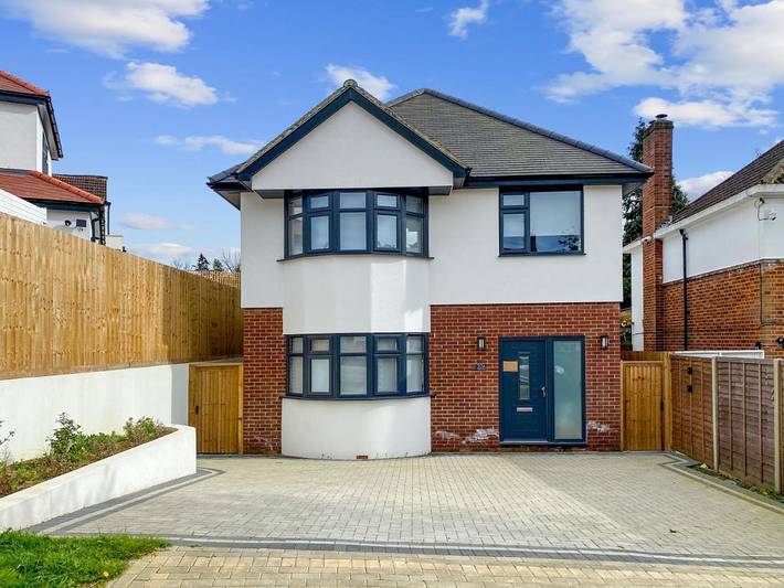 Holiday rental for 4 people, with Hot tub and Terrace as well as Garden and Sauna in London