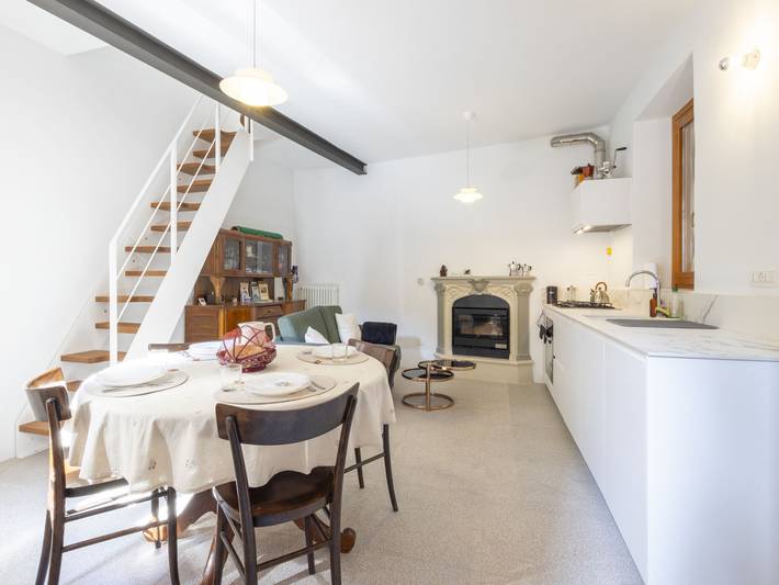 Gîte pour 4 personnes, avec balcon à Brovello-Carpugnino - 3