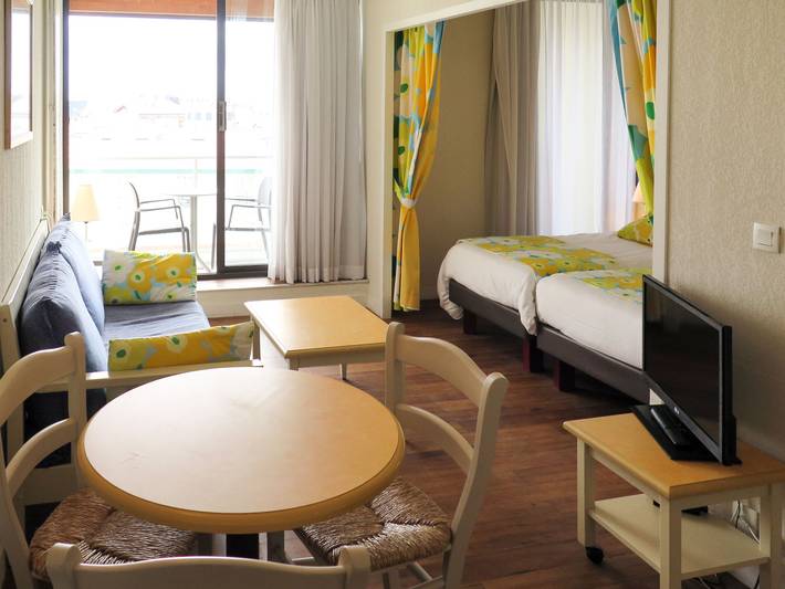 Gîte pour 2 personnes, avec terrasse et bassin pour enfant, animaux acceptés à Biarritz - 4