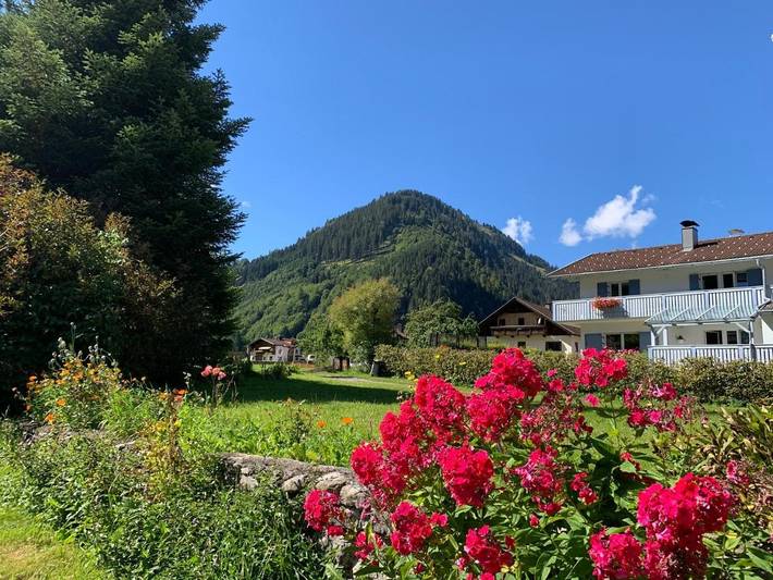 Villa für 12 Personen, mit Garten und Ausblick, mit Haustier in Bichlbach - 4