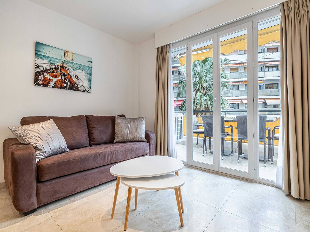 Ganze Wohnung, Modernes Apartment mit Klimaanlage, 1 Schlafzimmer, 4 Personen – mit Balkon in Cannes, Mittelmeerküste (Frankreich)