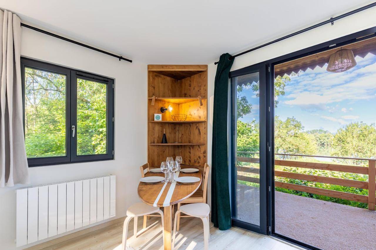 La Cabane Ô Rêves in Genouilleux, Région de Bourg-en-Bresse