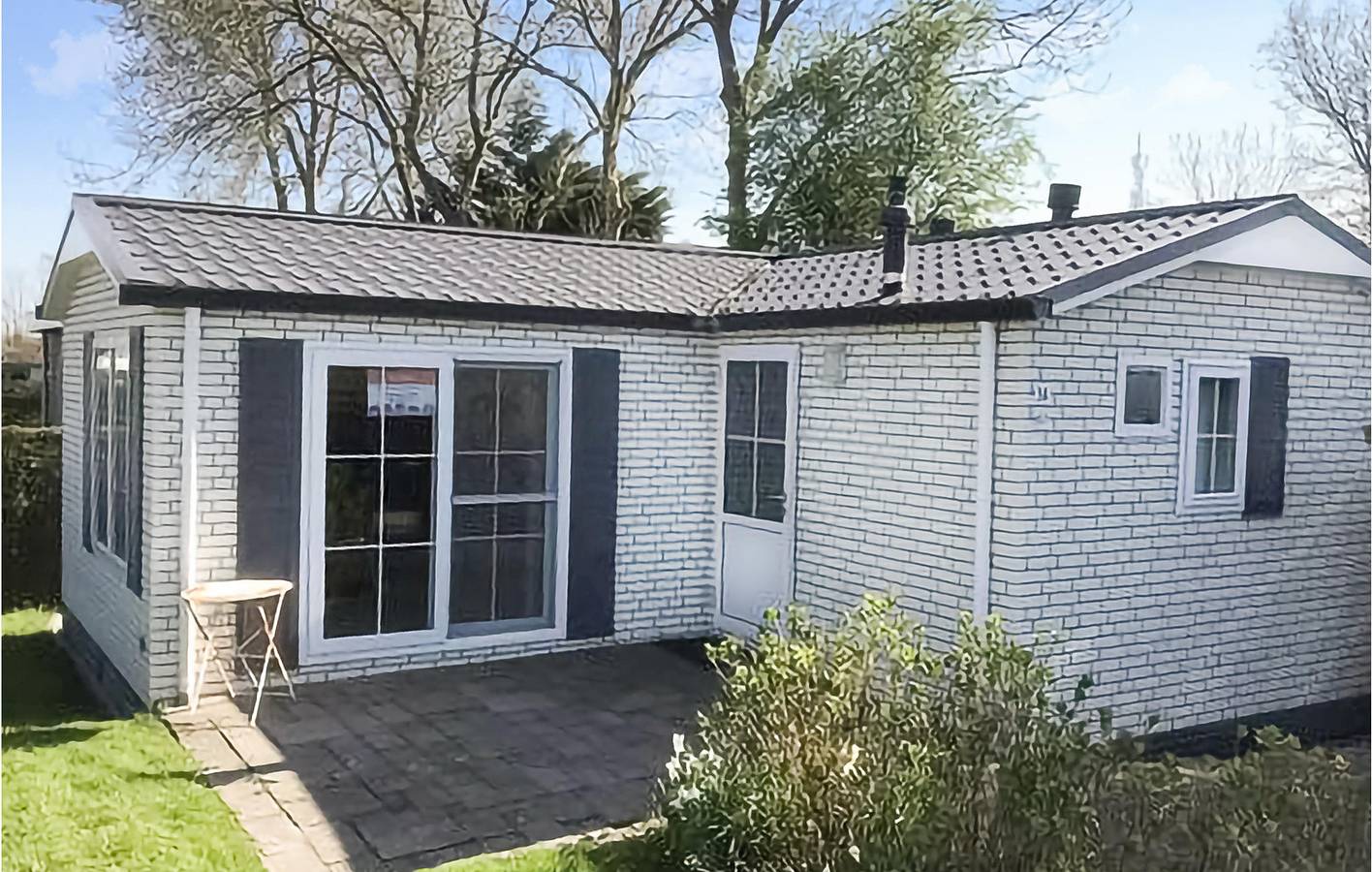 Holiday home for 4 people with garden in Franekeradeel, North Sea Netherlands