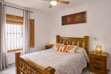 Casa Rural Con Piscina para 8 Personas en Zuheros, Sierras Subbéticas, Foto 4