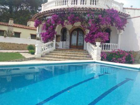 Three-Bedroom Villa in Miami Platja, Mont-roig del Camp