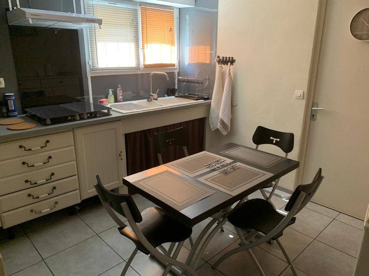 Appartement entier, Le pti logis in Laveyron, Région de Valence