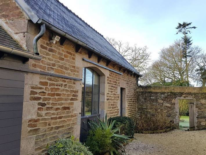 Gîte pour 4 personnes, avec terrasse et jardin à Langoat - 2