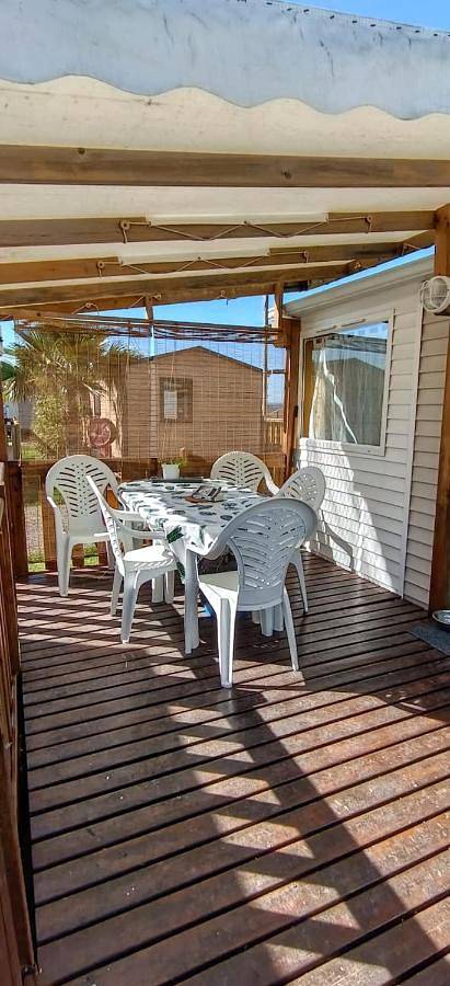 Mobil Home 4 personnes tout confort Juillet & Août Bord étang de Thau Marseillan in Marseillan, Côte méditerranéenne (France)
