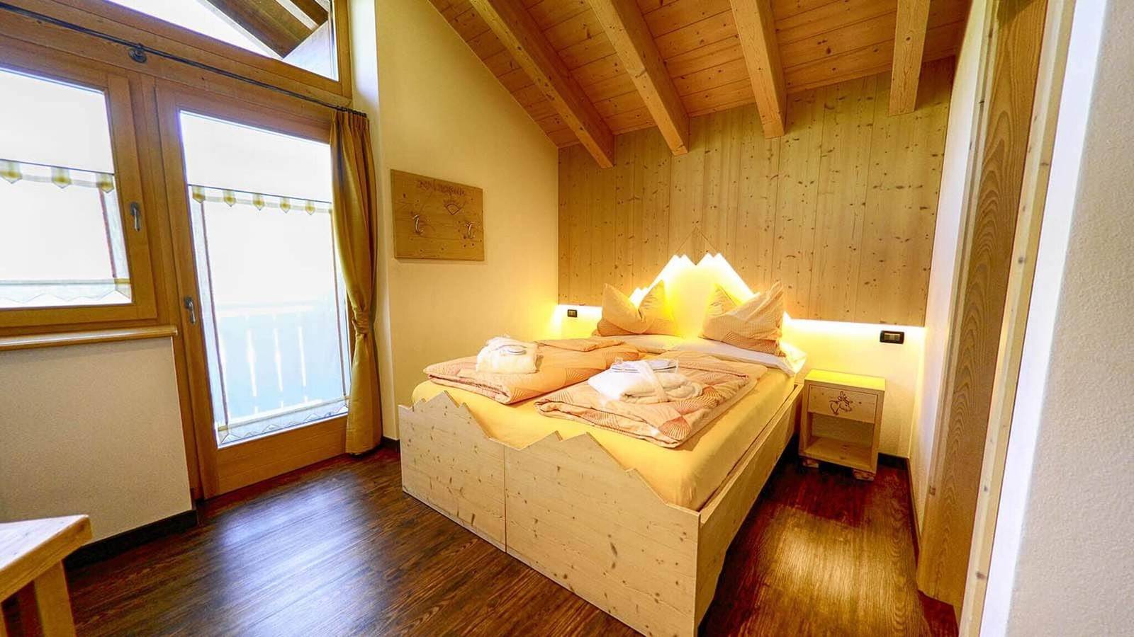 Appartamento intero, Appartamento Paradisin - Baita Cusini con vista sulle montagne, area benessere e Wi-Fi in Teola, Livigno