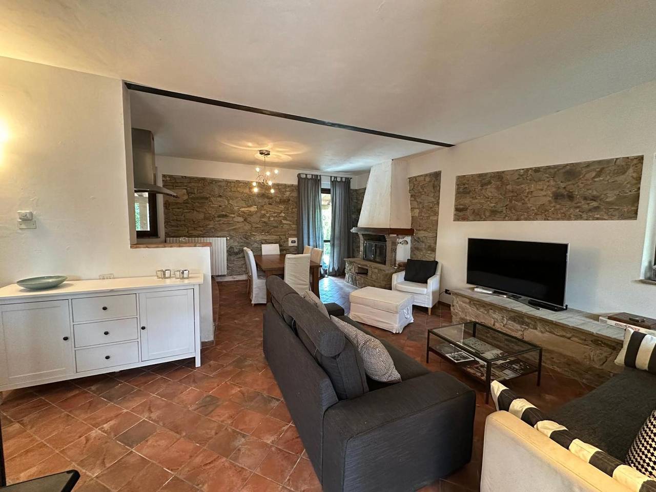 Apartamento entero, Apartamento 'Casa La Corte en Capannori' con piscina privada, Wi-Fi y aire acondicionado in Capannori, Provincia de Lucca