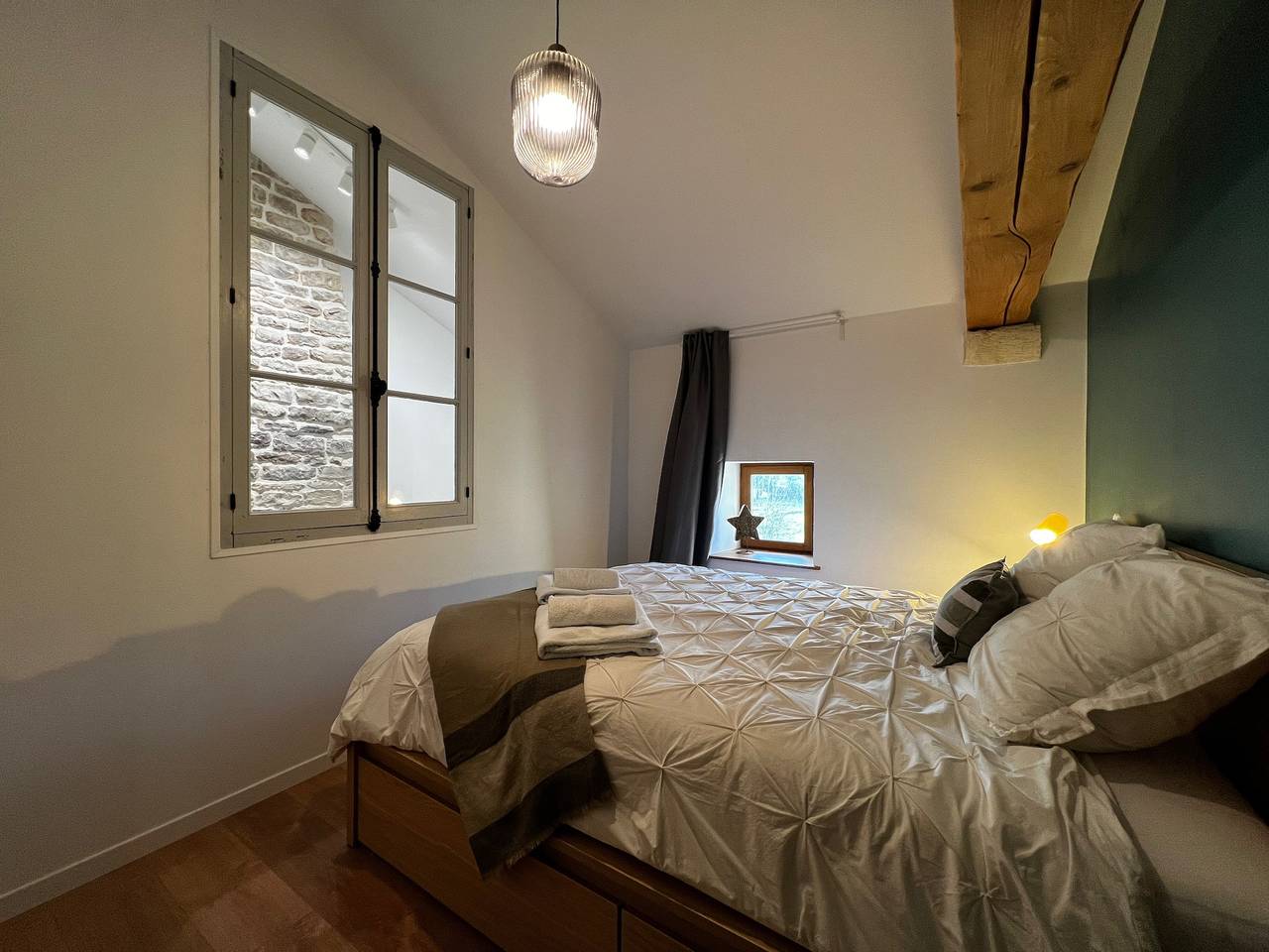 Gites de La Berniere - Vancouver (6 Guests) in Brûlain, Région de Niort