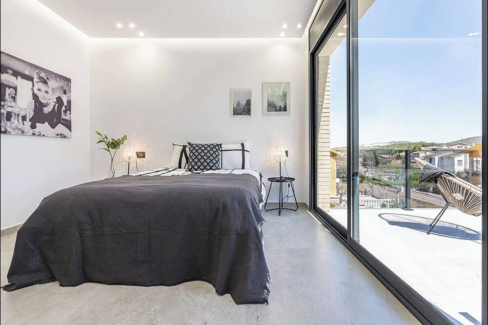 Villa  con toque lujoso in Canyelles (Barcelona), Garraf