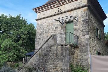 Gîte pour 3 personnes, avec jardin et terrasse à Saint-Antonin-Noble-Val