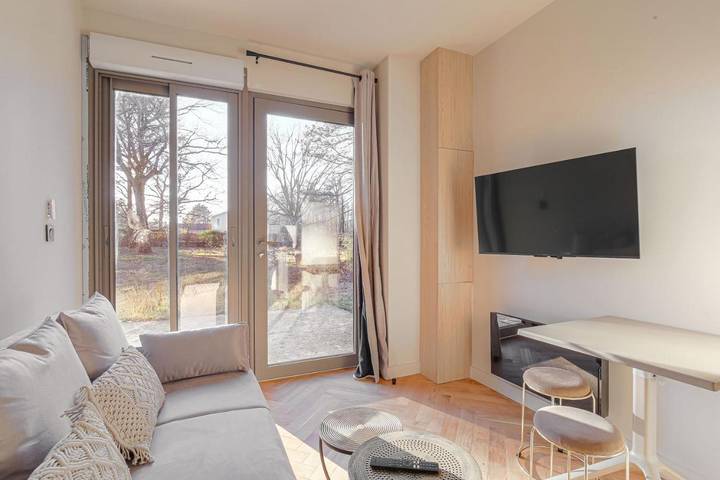 Gîte pour 2 personnes, avec vue à La Tour-de-Salvagny - 2