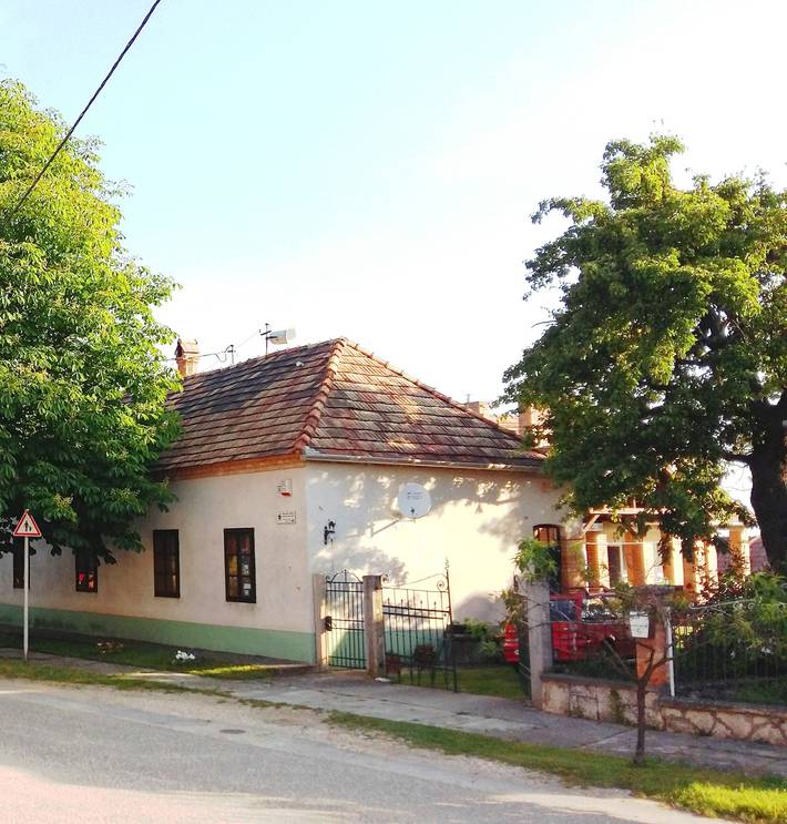 Farmhouse for 5 people, with garden and hot tub - 1