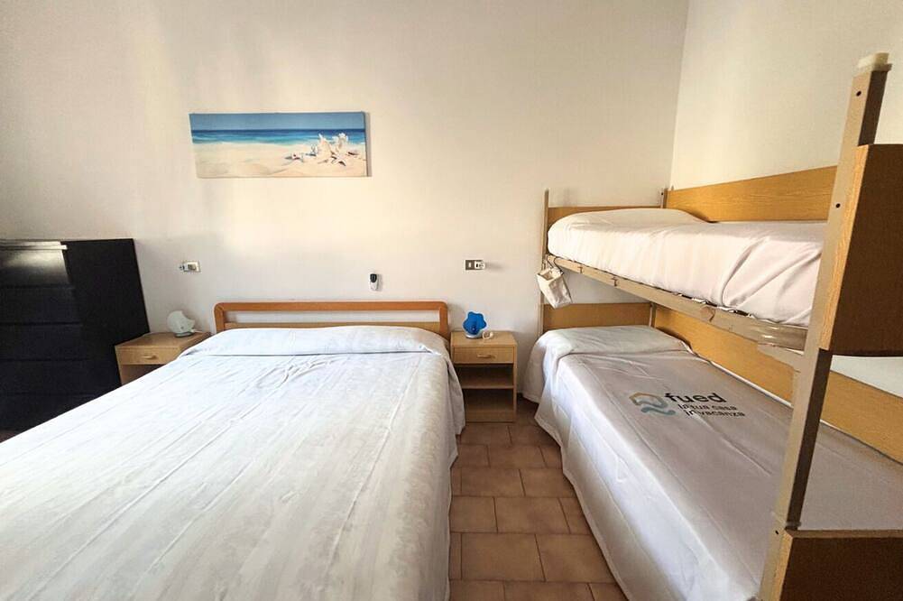 Entire apartment, Cervia, one-bedroom apartment with balcony and parking space in Cervia, Ravenna Province