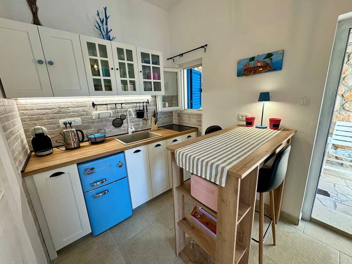 Apartament wakacyjny dla 2 osób, zwierzęta dozwolone w Jadranovo